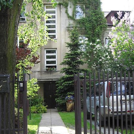 Animrumru Warschau Exterior foto
