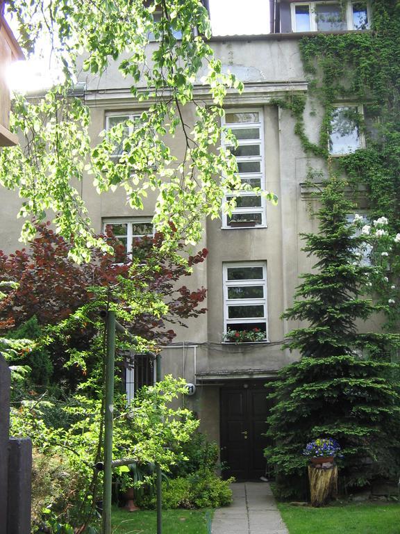 Animrumru Warschau Exterior foto