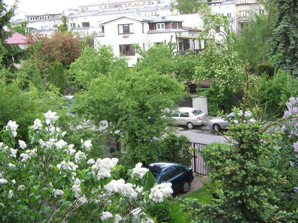Animrumru Warschau Exterior foto